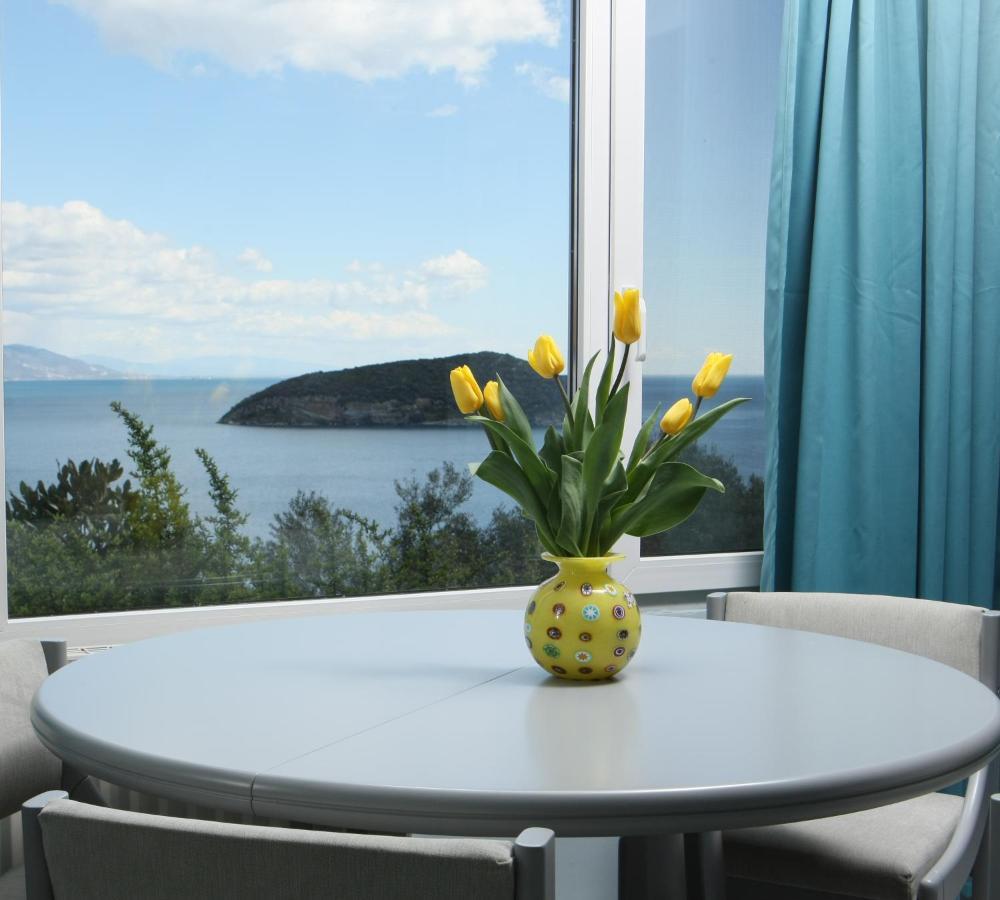 Kon&Kona Hrakleitsa Apartment Nea Iraklitsa Bagian luar foto