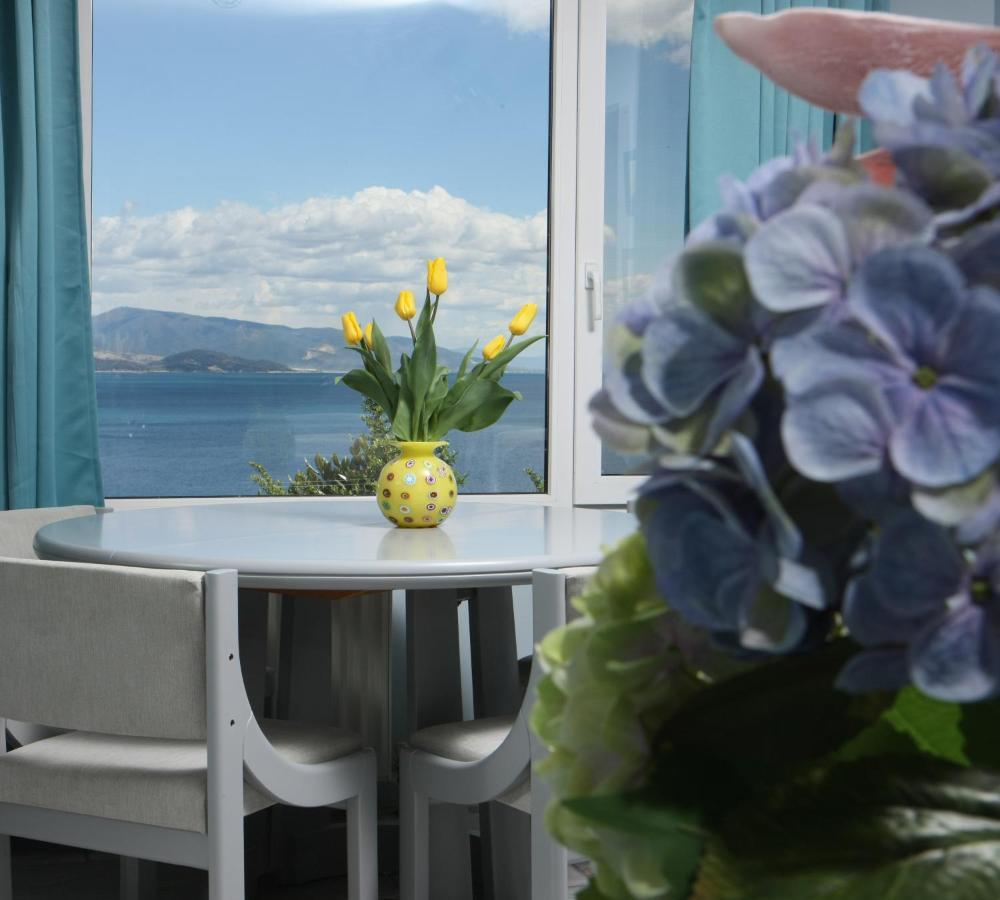 Kon&Kona Hrakleitsa Apartment Nea Iraklitsa Bagian luar foto
